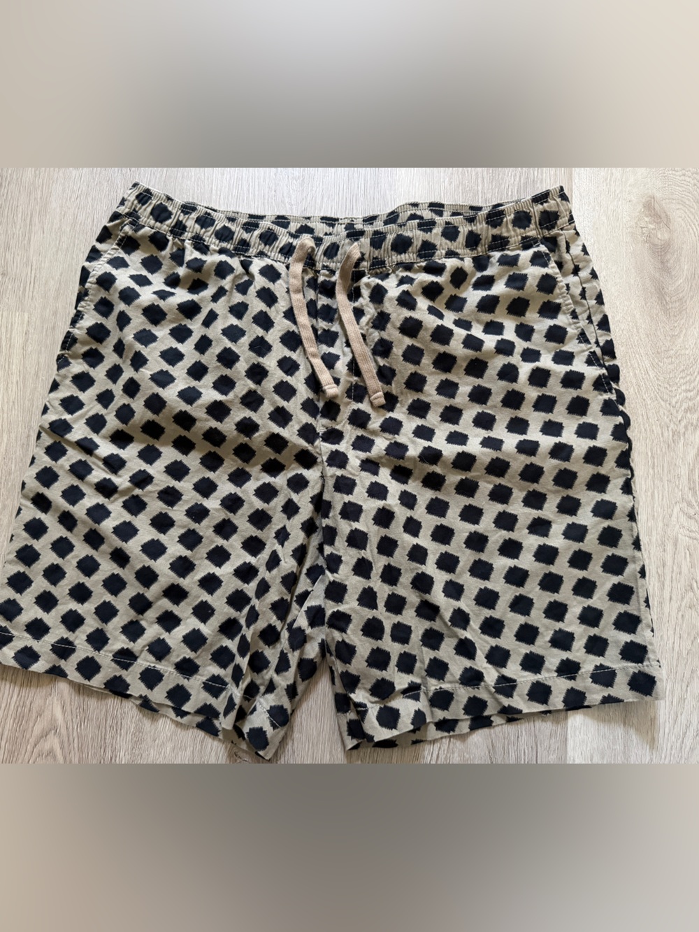 Banana Republic Beige and Black Geometric Print Shorts